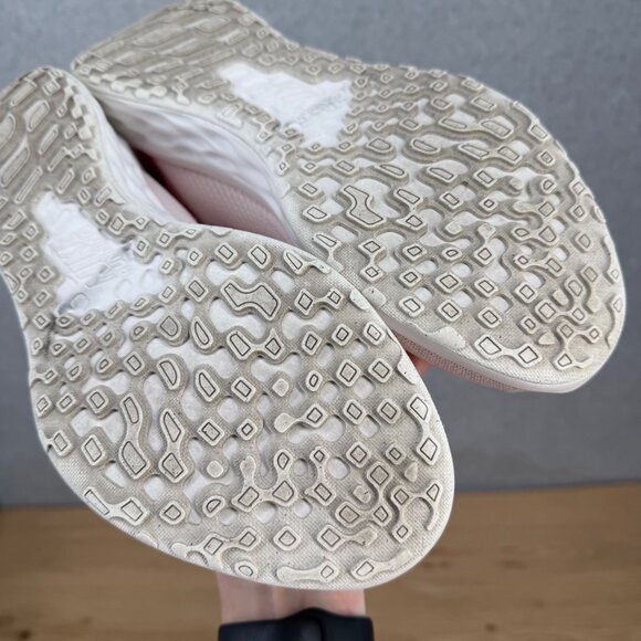 Nike Womens Revolution 6 Road Running Shoes Size 11 Pink White Athletic DC3729 - Picture 13 of 14